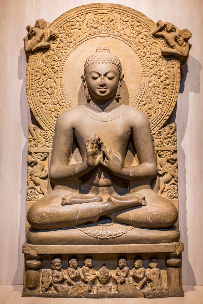 Sculpture of Buddha expounding the 4 Noble Truths (Pic credit: xTOLIndia.com/ Shutterstock.com)